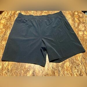 VRST Men's Black Athletic Shorts 2XL